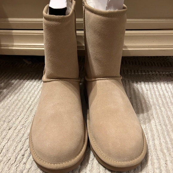 NWT - KOOLABURRA by Ugg Koola Short - Sand - US8 - Picture 3 of 10
